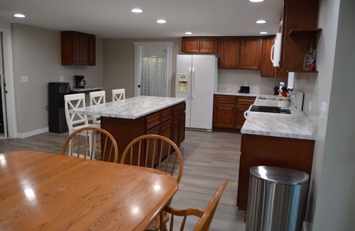 Sodus House | Apple View- Quiet, handicap accessible country home!