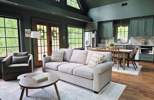 Faber Cabin | Appleberry Mountain Cottage