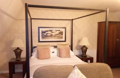 Carlyon Bay Bed & Breakfast | Applecroft Bed and Breakfast