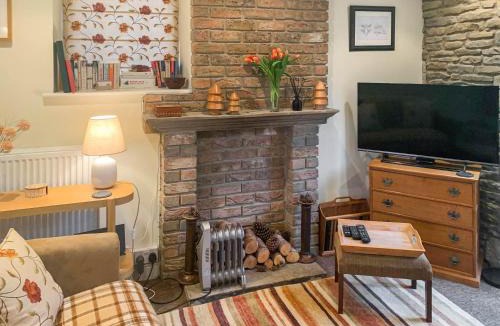 Honley House | Appleshine Cottage