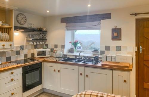 Honley House | Appleshine Cottage