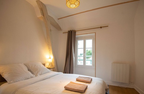 Appoigny Apartment | ★APPOIGNY ★2 BEDROOMS ★GARDEN ★PARKING