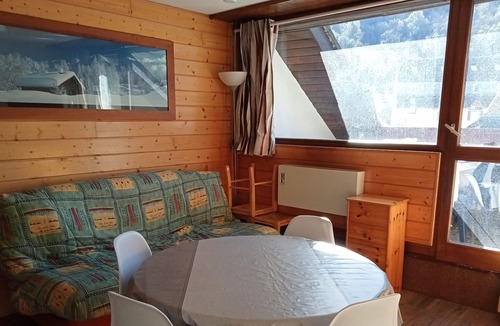 Saint-Lary-Soulan Apartment | APPT 2BR HEART OF ST LARY TERRACE MOUNTAIN VIEW