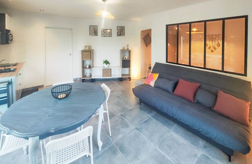 Lieuran-Cabrieres Apartment | APPT AVEC JARDIN PRIVE