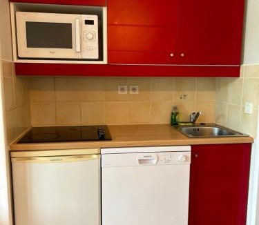 Marciac Apartment | Appt HAMEAU DU LAC, avec piscine