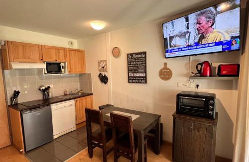 Peyragudes Apartment | Appt hyper-centre Loudenvielle 4 Personnes Jardin et Terrasse