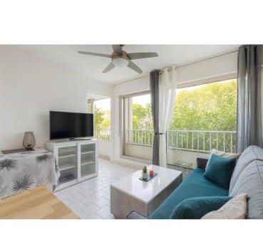 Le Couchant Apartment | Appt LGM, au couchant, piscine, 300m plage