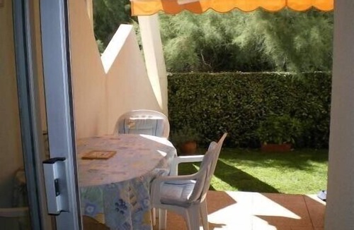 Le Couchant Apartment | APPT of secondary residence with swimming pool close beach and trade.