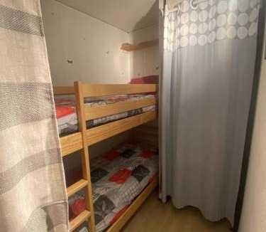 Saint-Pierre-la-Mer Apartment | Appt T2 cabine RDC avec belle terrasse