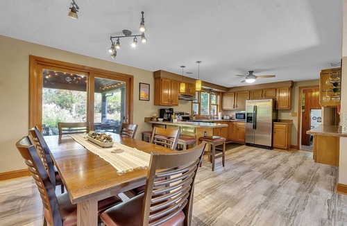 Ellicottville House | Après 4 All | Game Room, Hot Tub, Walkable