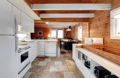 Beaupre Ski Chalet | Après-Ski - 4 bedrooms - 10 people