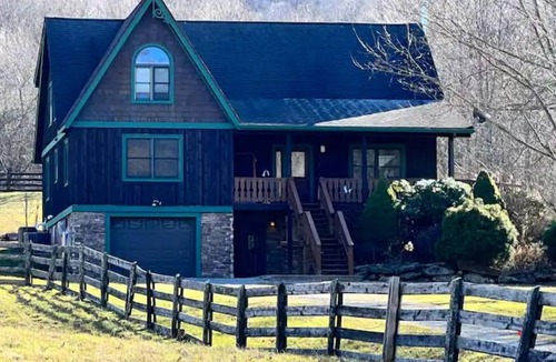 Edray House | Après Ski Cabin, Mtn Getaway.