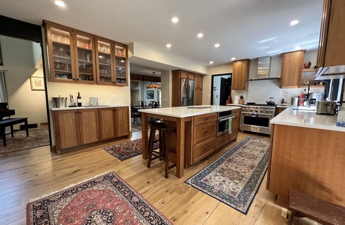 Freeport House | Après Ski inspired home, bespoke pool & tennis court!