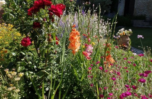 Sommieres House | Apricot Cottage