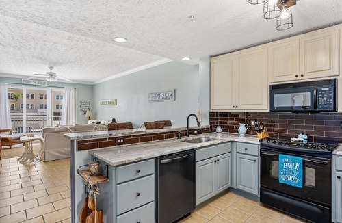 Mexico Beach Condo | April 11-17 Reduced! Oceanview, Pool & Spa!