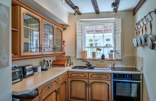 Kingsand Cottage | April Cottage