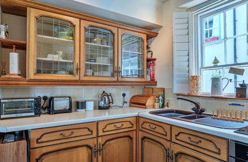 Kingsand Cottage | April Cottage