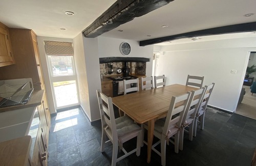 New Forest District Cottage | April Cottage