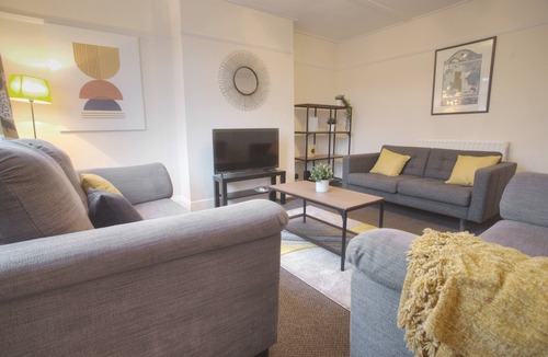 Stoke Bishop Apartment | April Disc/Long Stay/Contractors