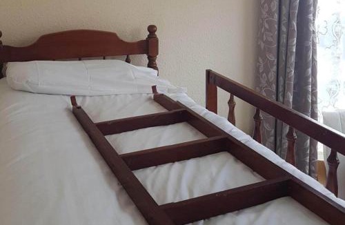 Great Yarmouth Apartment | Apsley 1 Flat Sleeps 4 with Near Beach