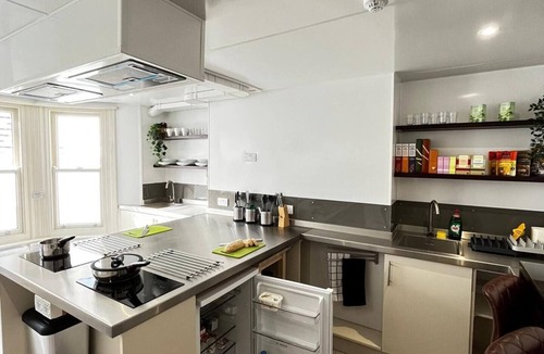 Seafront Apartment | Apt. 07 - Beachside Beauty Central Studio Steps from Cafes