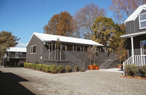 Turangi Apartment | Apt 1. Tongariro Luxury