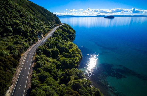 Turangi Apartment | Apt 1. Tongariro Luxury