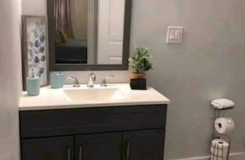 Northwest Corpus Christi Apartment | Apt #2/10 from Refineries