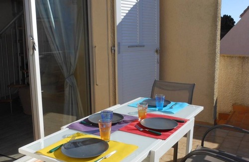 Marseillan Plage Apartment | APT 2 ROOMS MEZZANINE 28M2 + TERRASSE 10M2 REF 4038