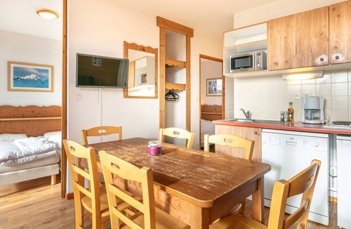 Chamrousse Apartment | Apt 4/6 ppl near the ski runs