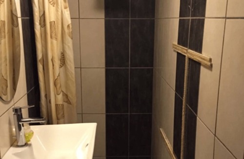 Roanne Apartment | Apt British under the slopes (APT N°21)