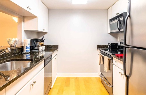 Downtown Apartment | Apt Downtown Near Restaurants