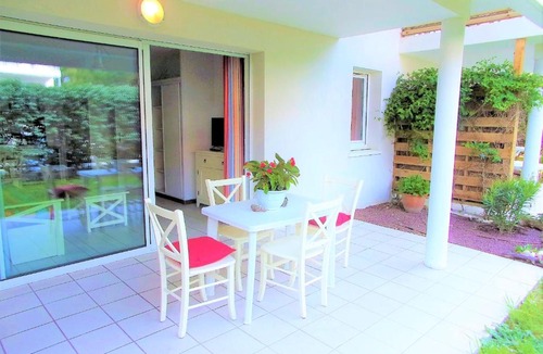 Moliets-et-Maa Apartment | Apt In Residence With Swimming Pool