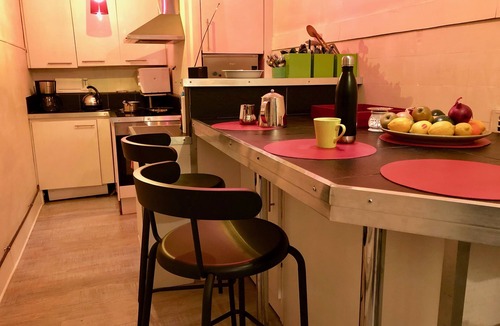 Quartier Vieux Marche-Cathedrale Apartment | Apt. in Rouen, 3/5 people, 93 sq.m, fireplace, terrace, quiet, easy parking