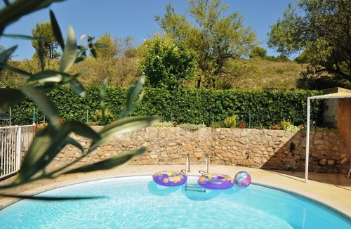 Paradou Apartment | Apt. in the heart of the Alpilles, at the gates of the Camargue