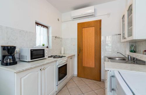 Vantacici Apartment | Apt Klara, Malinska, Vantacici, Island Krk