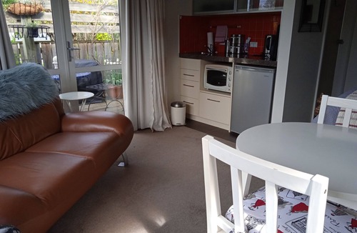 Greytown Apartment | Apt Le Petit. Ideal for a quiet getaway