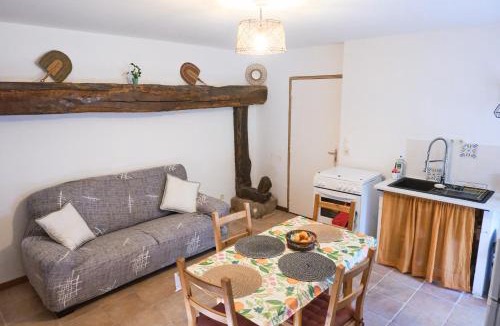 Saint-Joseph-de-Riviere Apartment | Apt RDC - Gîte aux 1000 chemins