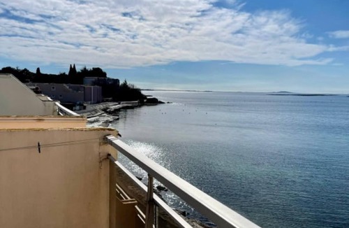 Balaruc-les-Bains Apartment | APT T2 40M2 5 minutes from the spa, first line, ideal curiste!