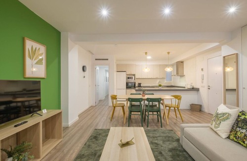Jesus Apartment | Apt with Fluffy Beds & Private Patio