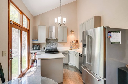 Guilderland Center Apartment | Apt within Townhome: Albany Estate w/Yard Access