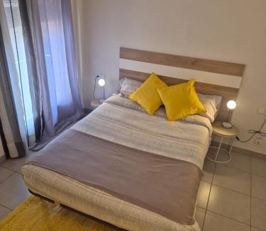 Vic Apartment | APT6 apartament amb ascensor al centre de Vic , ideal parelles APTGARBI