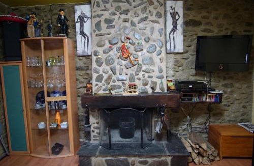 Bourg-Madame Apartment | Apto cerca de Puigcerda con chimenea