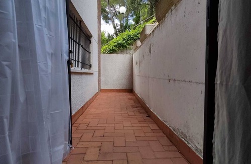 Tamariu Apartment | Apto Residencial en Tamariu with Mountain View, Pool, Wi-Fi & Garden