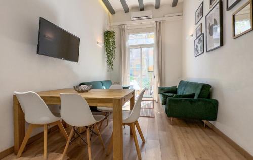 El Parc i la Llacuna del Poblenou Apartment | Aqua Apartment by Olala Homes