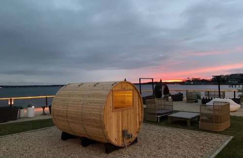 Aquebogue Hotel | Aqua by American Beech - Superior King