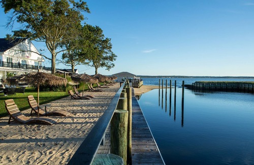 Aquebogue Hotel | Aqua by American Beech - Superior King