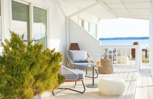 Aquebogue Hotel | Aqua by American Beech - Deluxe King