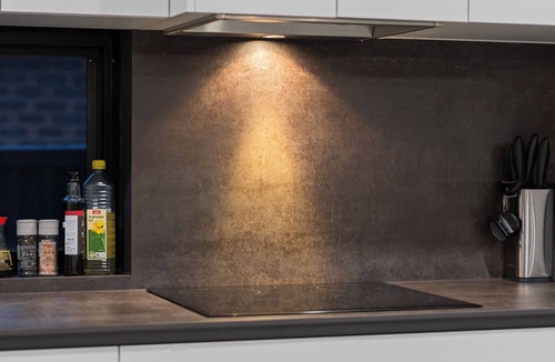 Mermaid Waters House | Aqua Haven - Modern Waterfront Escape - Holiday Home