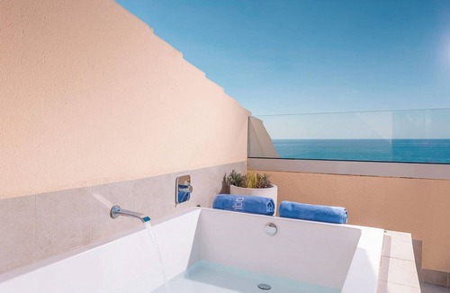 Pineda de Mar Hotel | AQUA Hotel Promenade & Spa
